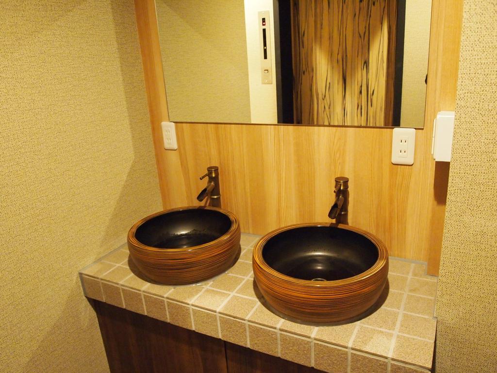 Samurais Hostel Ikebukuro Tokyo Exterior photo