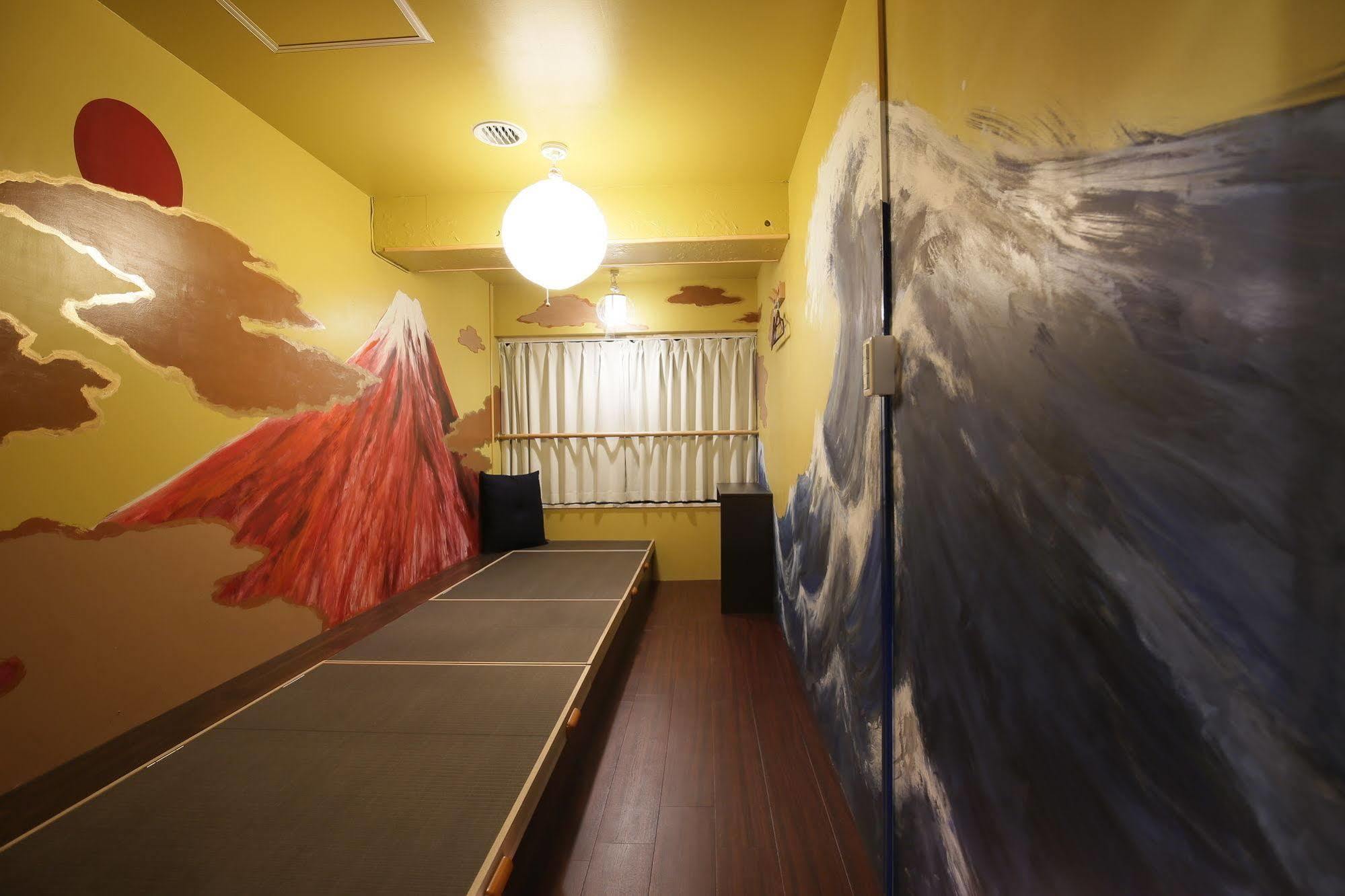 Samurais Hostel Ikebukuro Tokyo Exterior photo